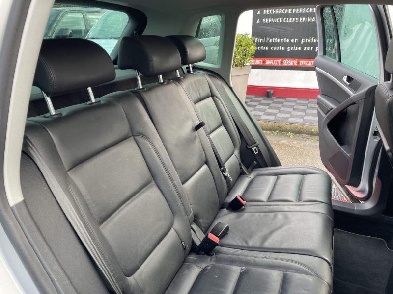 VOLKSWAGEN TIGUAN 2.0 TDI 110CH  SPORTLINE     GARANTIE 3/12 MOIS 2014