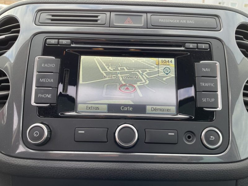 VOLKSWAGEN TIGUAN 2.0 TDI 110CH  SPORTLINE     GARANTIE 3/12 MOIS 2014