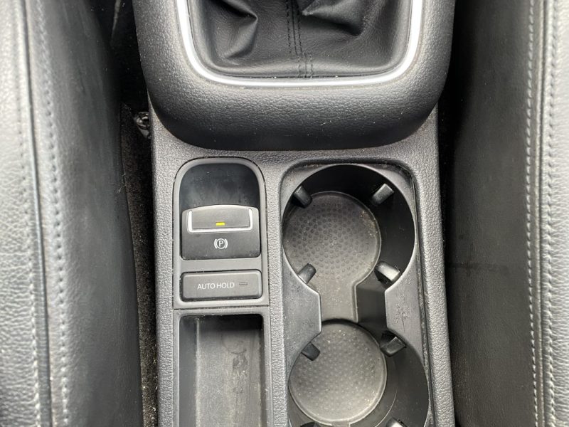 VOLKSWAGEN TIGUAN 2.0 TDI 110CH  SPORTLINE     GARANTIE 3/12 MOIS 2014