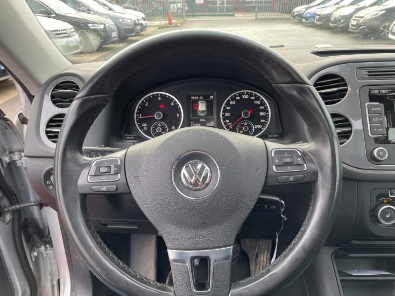 VOLKSWAGEN TIGUAN 2.0 TDI 110CH  SPORTLINE     GARANTIE 3/12 MOIS 2014