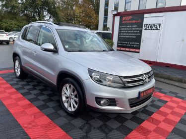 VOLKSWAGEN TIGUAN 2.0 TDI 110CH  SPORTLINE     GARANTIE 3/12 MOIS 2014