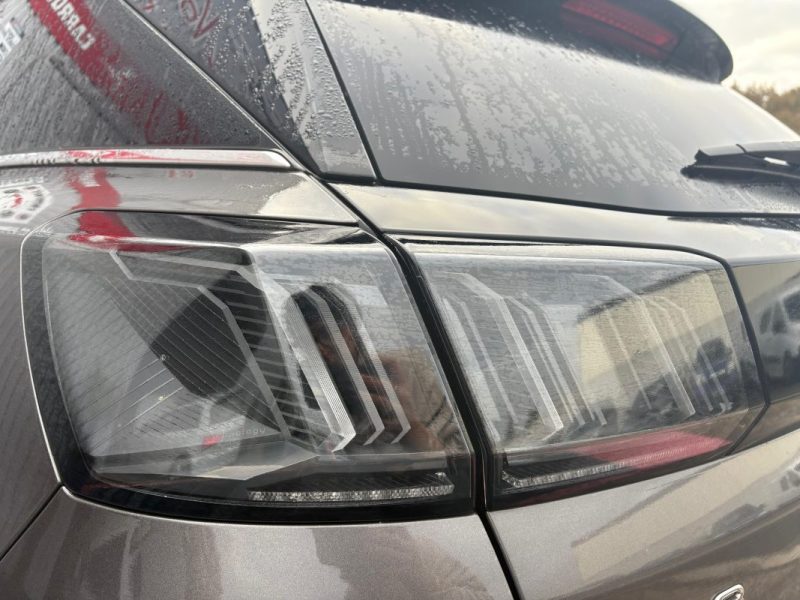 PEUGEOT 3008 II 1.5 BLUEHDI 131CV BVA FAIBLE KILOMETRAGE GARANTIE 12 MOIS 
