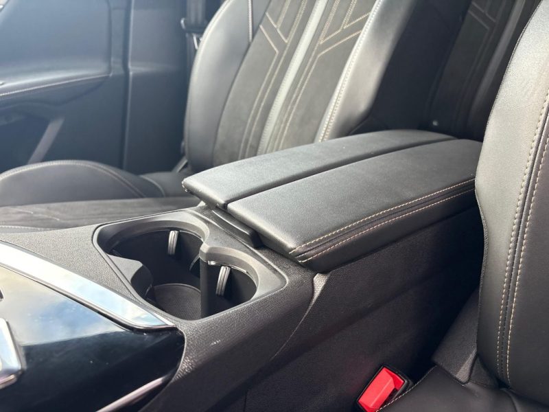 PEUGEOT 3008 II 1.5 BLUEHDI 131CV BVA FAIBLE KILOMETRAGE GARANTIE 12 MOIS 