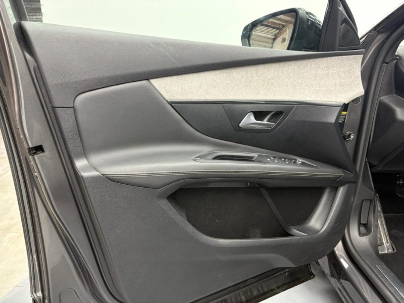PEUGEOT 3008 GT 1.5 BLUEHDI 131CV BVA FAIBLE KILOMETRAGE