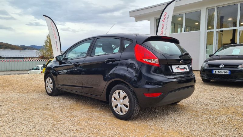 FORD Fiesta - 1.25 60ch Champions Edition essence
