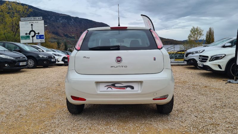 FIAT PUNTO 1.2 8V 70ch Young