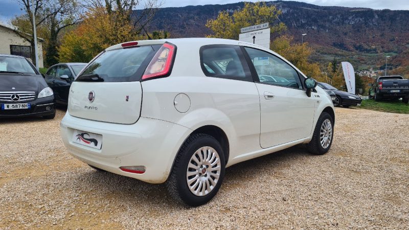 FIAT PUNTO 1.2 8V 70ch Young