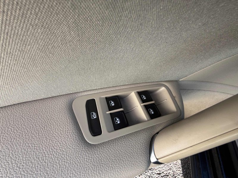 VOLKSWAGEN GOLF 7 BOITE AUTOMATIQUE 1.6 TDI 105CV DSG7 2015