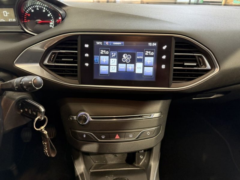 PEUGEOT 308 II 1.2 PURETECH 110CV SENSATION 5P 2015