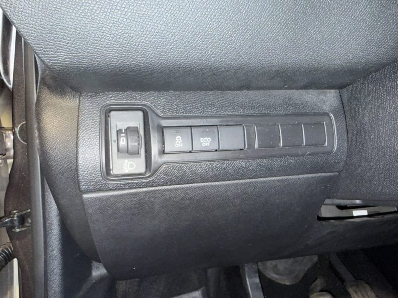 PEUGEOT 308 II 1.2 PURETECH 110CV SENSATION 5P 2015