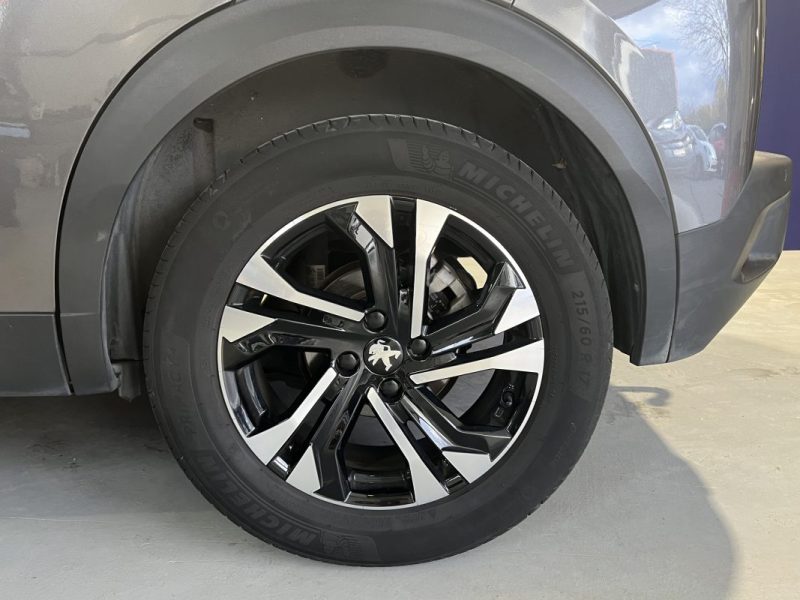 PEUGEOT 2008 II 1.2 PURETECH 130CH S&S ACTIVE / COURROIE DE DISTRIBUTION CHANGÉE (- de 6000km)