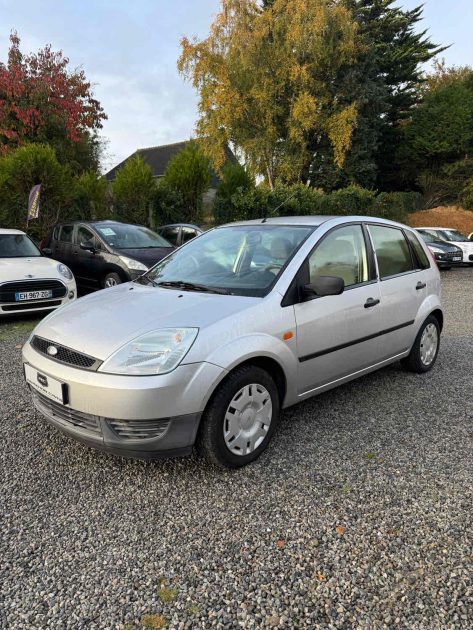 FORD FIESTA 1.3I 70 AMBIENTE
