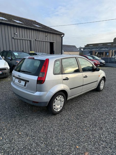 FORD FIESTA 1.3I 70 AMBIENTE