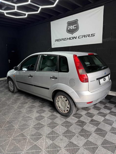 FORD FIESTA 1.3I 70 AMBIENTE