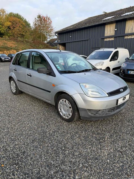 FORD FIESTA 1.3I 70 AMBIENTE