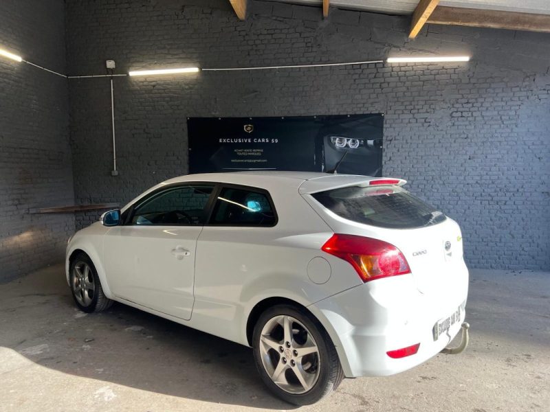 KIA CEE-D PRO CEED 1.6 CRDI 115 FIFA WORLD CUP  2010