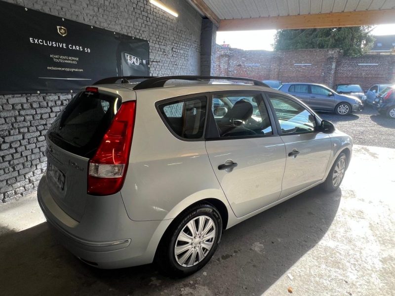 HYUNDAI  I30 HYUNDAI I30 PHASE 2 1.4 I 16V 109 CV 