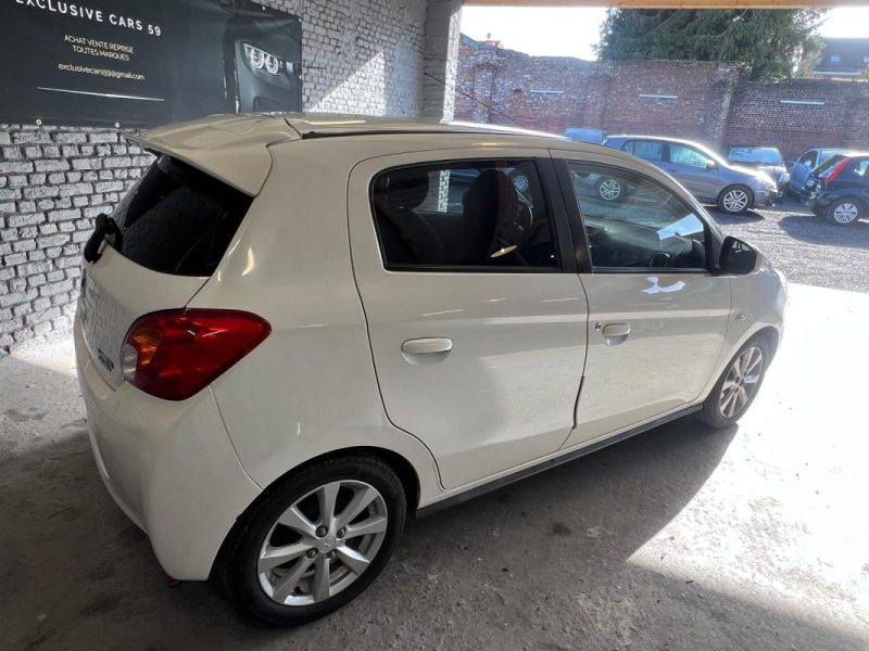 MITSUBISHI SPACE STAR MITSUBISHI SPACE STAR 1.0 70CH  BLANC 5 PORTES  2013
