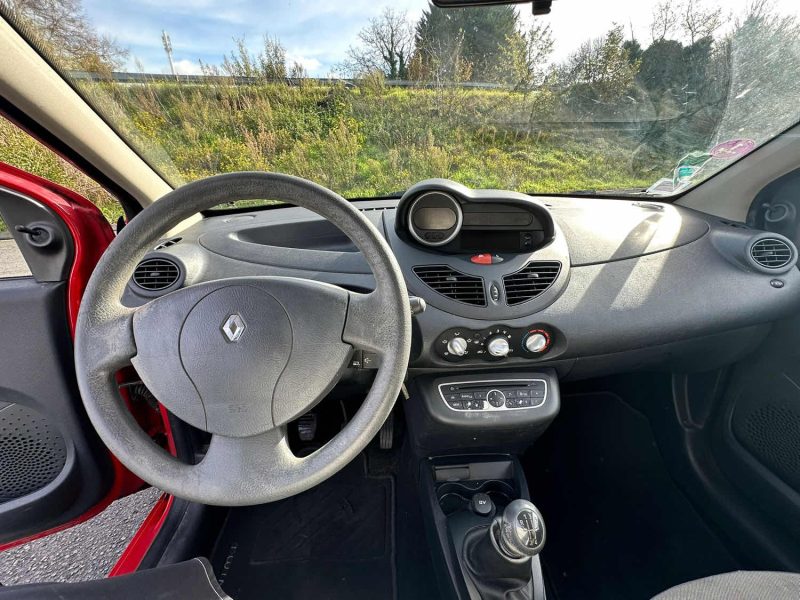 RENAULT TWINGO II 1.2 75CH ACCESS 2011
