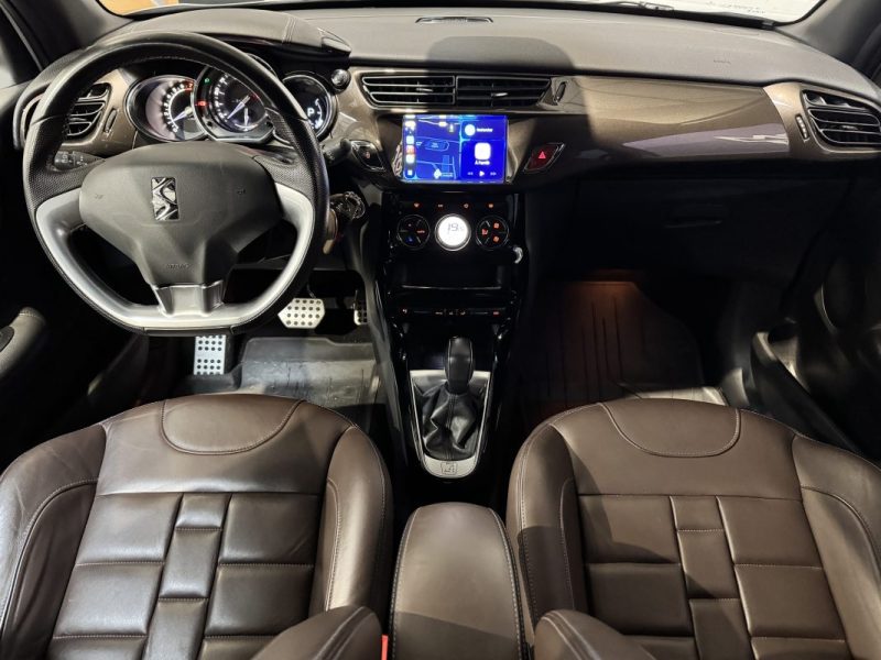 DS3 110CH ULTRA PRESTIGE EAT6 / DISTRI NEUVE / CARPLAY