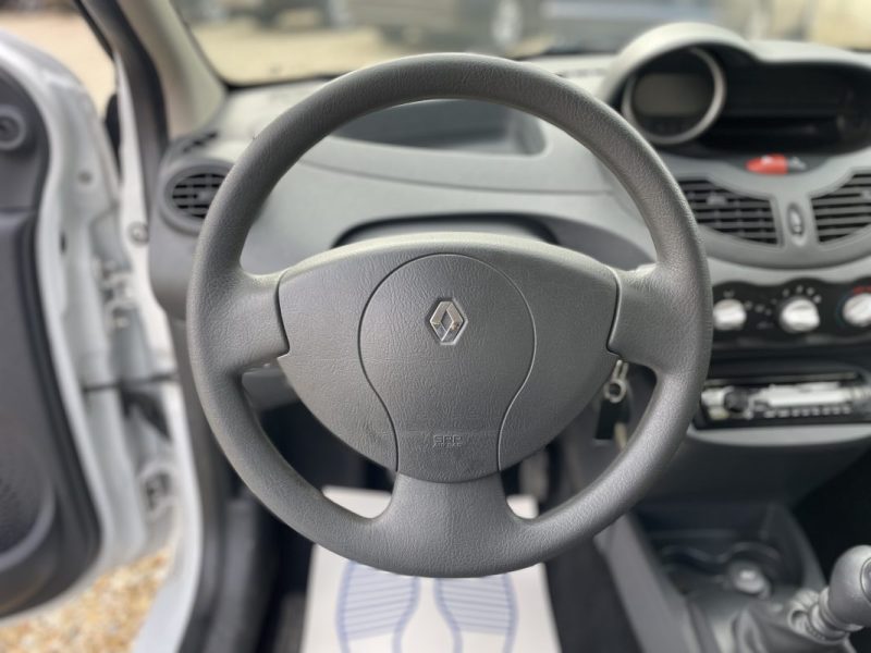 RENAULT TWINGO II 1.2 75CH EXPRESSION ECO² 5 PLACES 2010