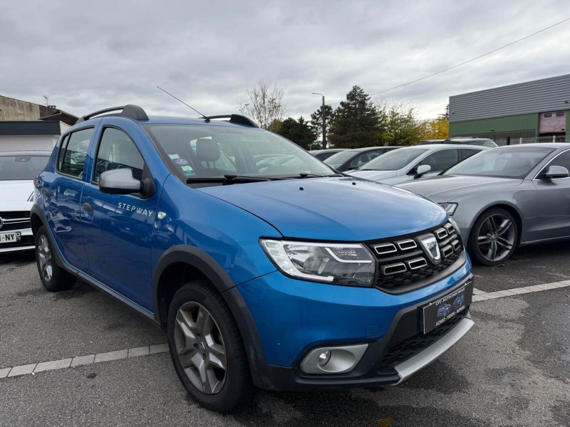 DACIA SANDERO STEPWAY 0.9 TCE 90CH LAURÉATE GARANTIE 