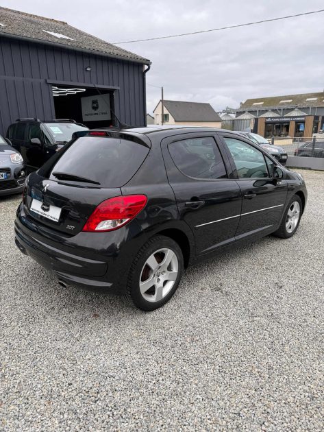 PEUGEOT 207 1.6 HDI 90 FELINE