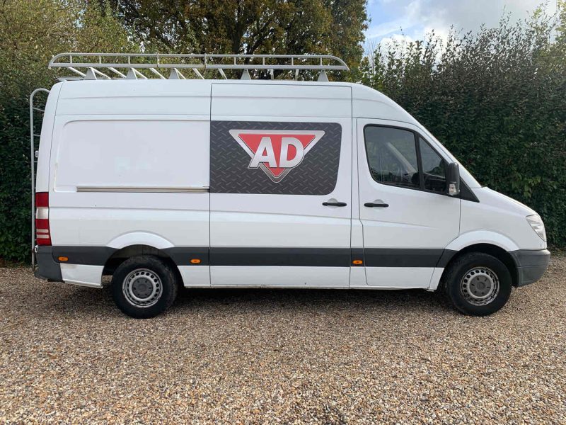 MERCEDES SPRINTER 310 CDI 3.2T 32 2010