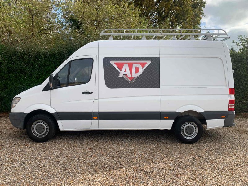 MERCEDES SPRINTER 310 CDI 3.2T 32 2010