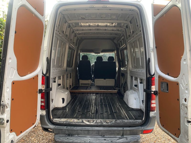 MERCEDES SPRINTER 310 CDI 3.2T 32 2010