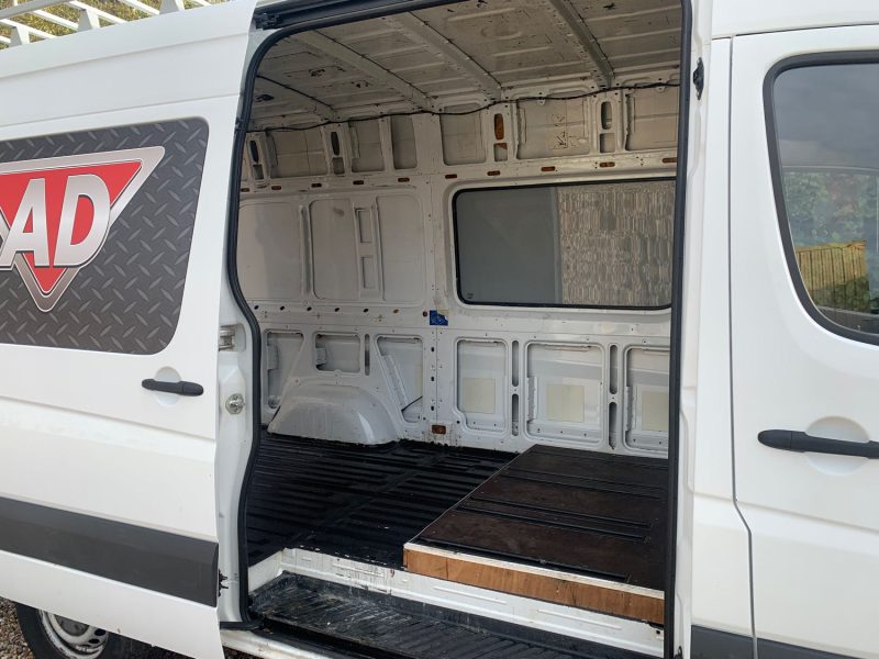 MERCEDES SPRINTER 310 CDI 3.2T 32 2010