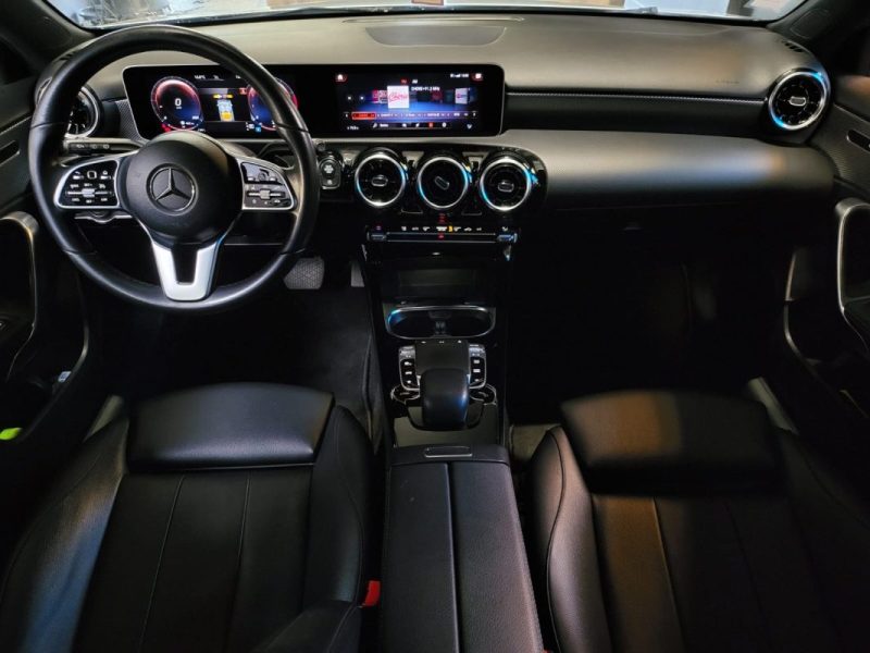 MERCEDES CLASSE A 220 190ch PROGRESSIVE LINE / SIEGES CUIR CHAUFFANTS / CAMERA DE RECUL / CARPLAY
