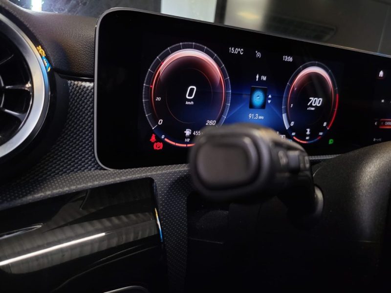 MERCEDES CLASSE A 220 190ch PROGRESSIVE LINE / SIEGES CUIR CHAUFFANTS / CAMERA DE RECUL / CARPLAY