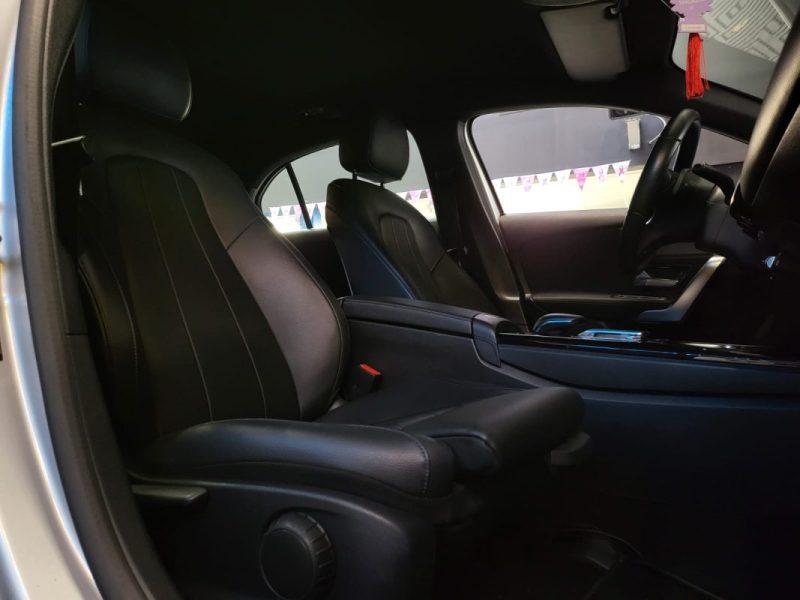 MERCEDES CLASSE A 220 190ch PROGRESSIVE LINE / SIEGES CUIR CHAUFFANTS / CAMERA DE RECUL / CARPLAY