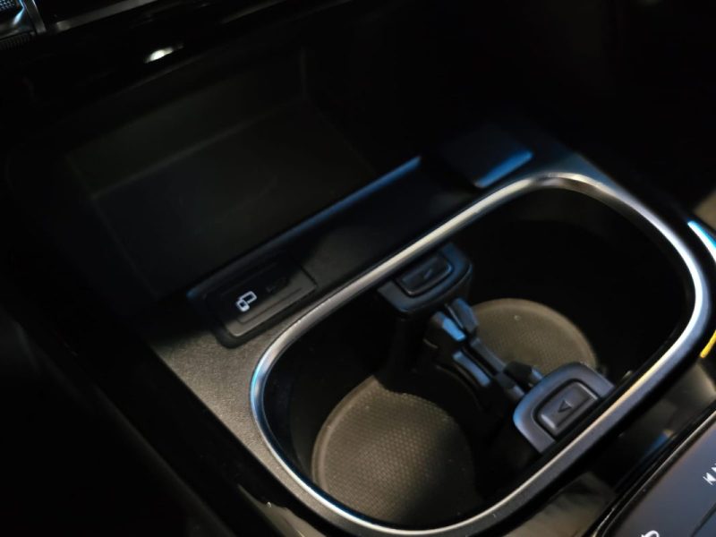 MERCEDES CLASSE A 220 190ch PROGRESSIVE LINE / SIEGES CUIR CHAUFFANTS / CAMERA DE RECUL / CARPLAY