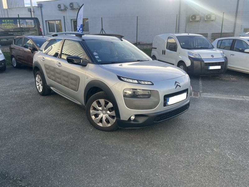 CITROEN C4 CACTUS 1.2 VTI 82 LIVE 2015