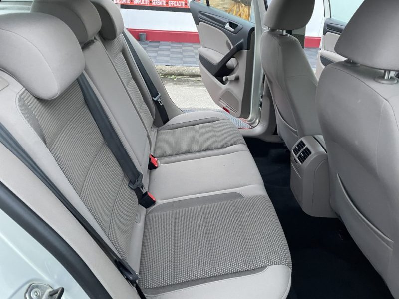 VOLKSWAGEN GOLF 1.6 TDI 105 CV   GARANTIE 3/12 MOIS 2009