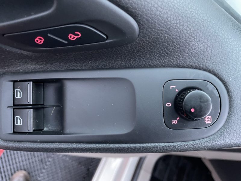 VOLKSWAGEN GOLF 1.6 TDI 105 CV   GARANTIE 3/12 MOIS 2009