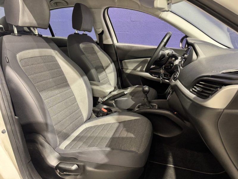 FIAT TIPO 1.4 95 CH EASY / DISTRI OK / SUIVI COMPLET