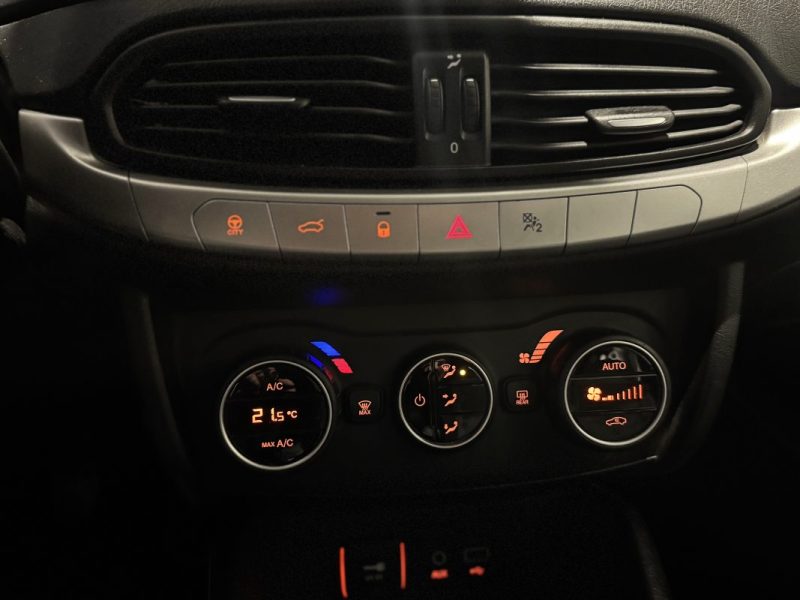 FIAT TIPO 1.4 95 CH EASY / DISTRI OK / SUIVI COMPLET