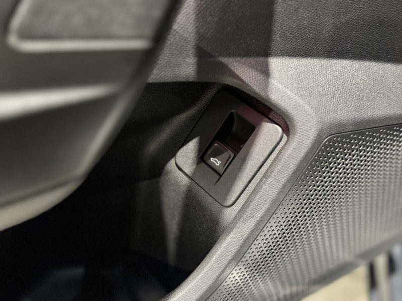 SEAT LEON SPORTSTOURER 1.5 ETSI 150CH XCELLENCE DSG7  / SUIVI D'ENTRETIEN COMPLET  