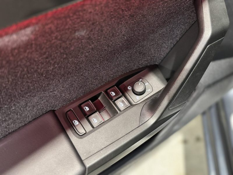 SEAT LEON SPORTSTOURER 1.5 ETSI 150CH XCELLENCE DSG7  / SUIVI D'ENTRETIEN COMPLET  