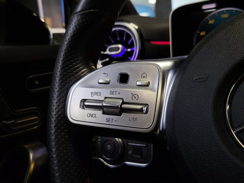 MERCEDES CLASSE A 200D 150ch AMG LINE ENTRETIEN MERCEDES / TOIT OUVRANT / SIEGES ELECTRIQUES