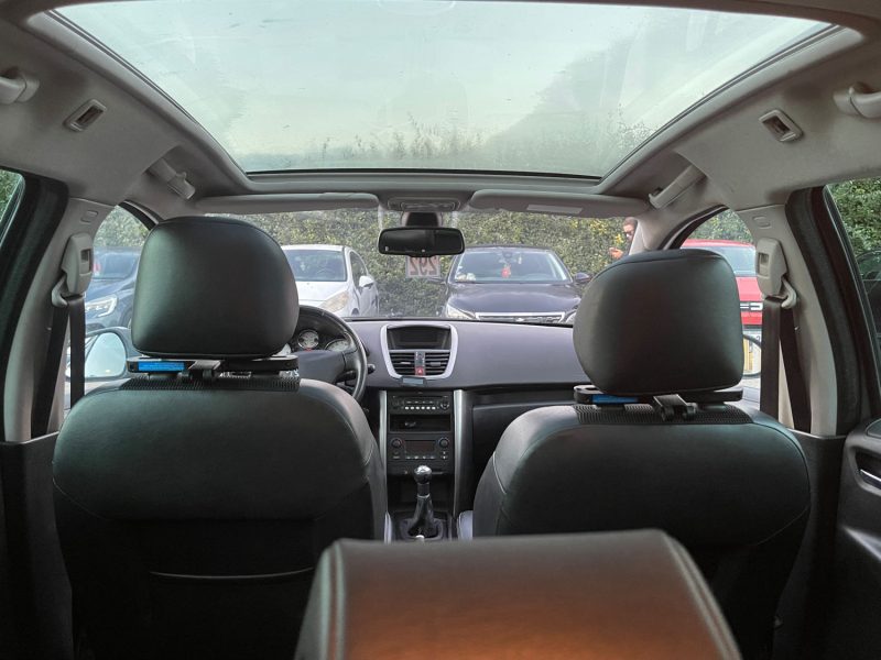 PEUGEOT 207SW OUTDOOR 1.6HDI 90CV TOIT PANO CT OK CLIM GARANTIE