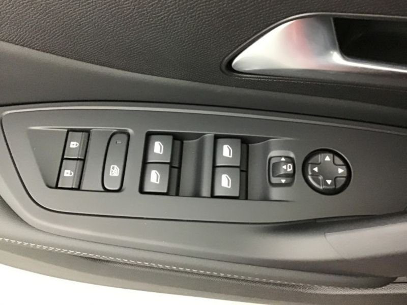 Peugeot 308 BlueHDi 130ch S&S EAT8 Allure