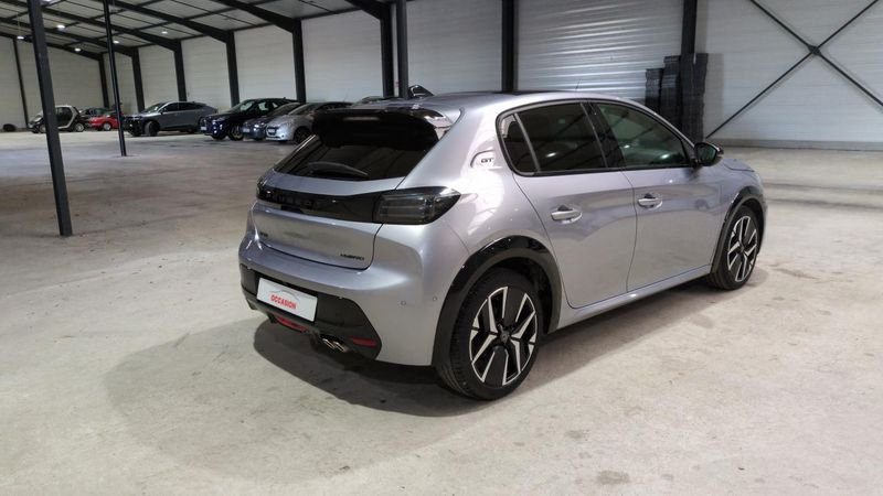 Peugeot 208 Hybrid 136 e-dcs6 gt + navi + pack vision + toit pano