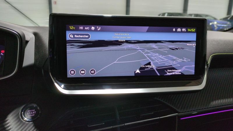 Peugeot 208 Hybrid 136 e-dcs6 gt + navi + pack vision + toit pano