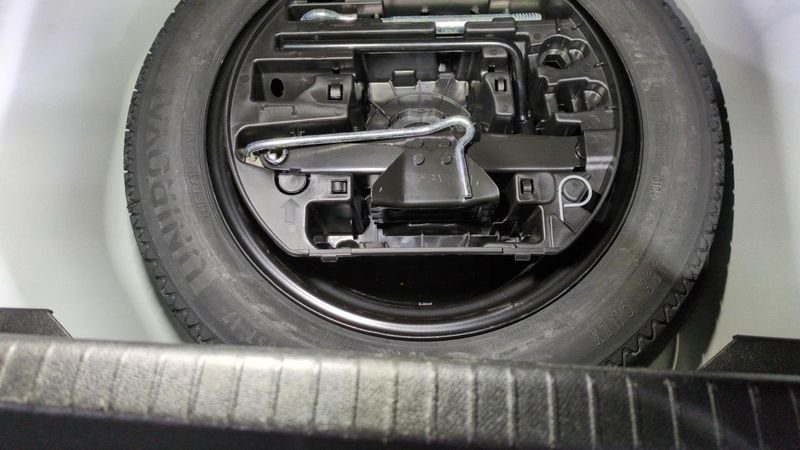 Peugeot 208 Hybrid 136 e-dcs6 gt + navi + pack vision + toit pano