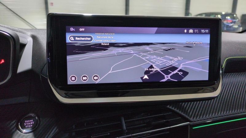 Peugeot 208 Hybrid 136 e-dcs6 gt + navi + pack vision + toit pano