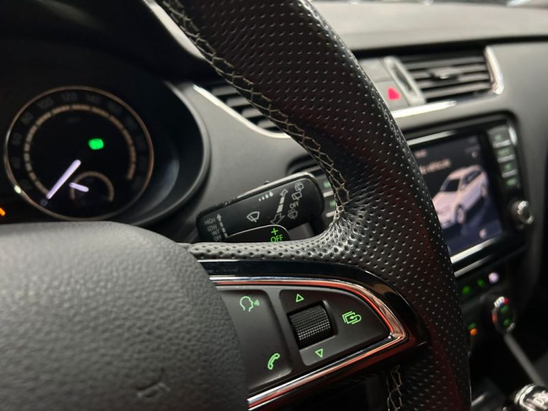 SKODA OCTAVIA RS 2,0 TDI 184 DSG*PANO*ACC*CUIR*GPS*XENON*